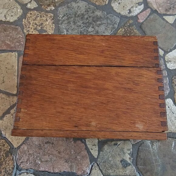 Vintage Wooden Recipe Box With Hinged Lid & Card Guides, Lightweight - Picture 3 of 9